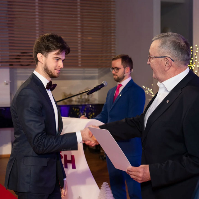 Andres Keevalliku nimeline stipendiumifond